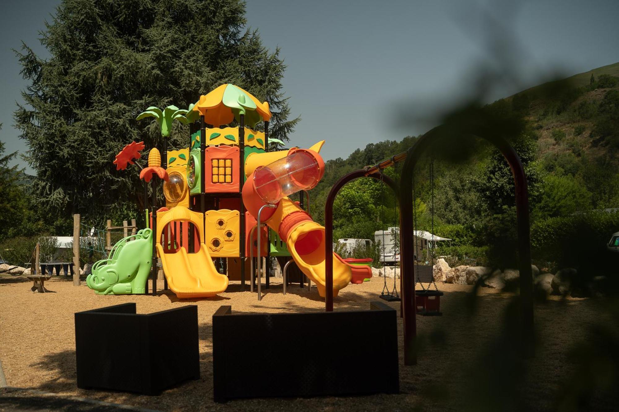 Camping Paradis La Marmotte Ax-les-Thermes Exterior foto